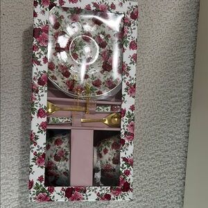 Floral Tea Set with Gold Accents